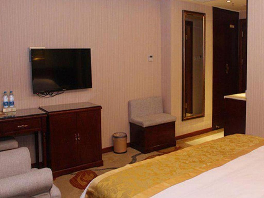 Yichang Vienna Hotel Wanda Branch Zewnętrze zdjęcie