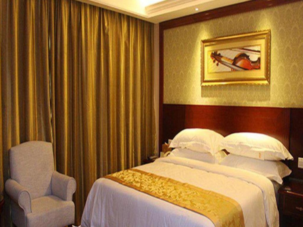 Yichang Vienna Hotel Wanda Branch Zewnętrze zdjęcie
