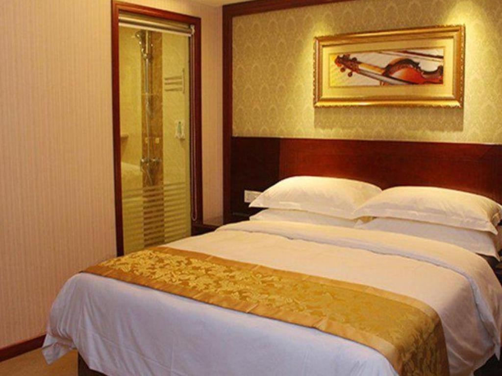 Yichang Vienna Hotel Wanda Branch Zewnętrze zdjęcie